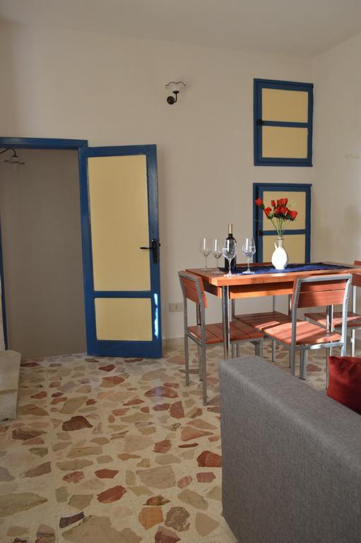 Don Vito'S Apartments Castellammare del Golfo Bilik gambar