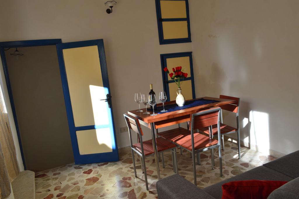 Don Vito'S Apartments Castellammare del Golfo Bilik gambar