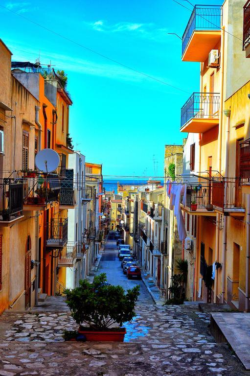 Don Vito'S Apartments Castellammare del Golfo Bilik gambar